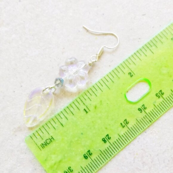 Is it Winter Yet??? Iridescent Glowing Shimmering Flower + Leaf Dangle Earrings - Picture 8 of 9